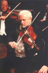 picture of Joe Baber playing the viola